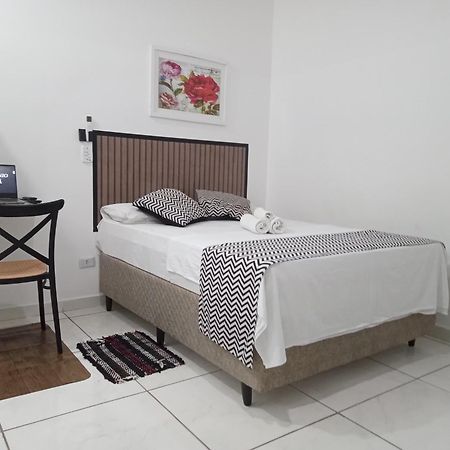 Apartmán Loft 2 Completo Ar Canais Assinat Garagem Internet Prox Aparecida E Industrias Pindamonhangaba Exteriér fotografie